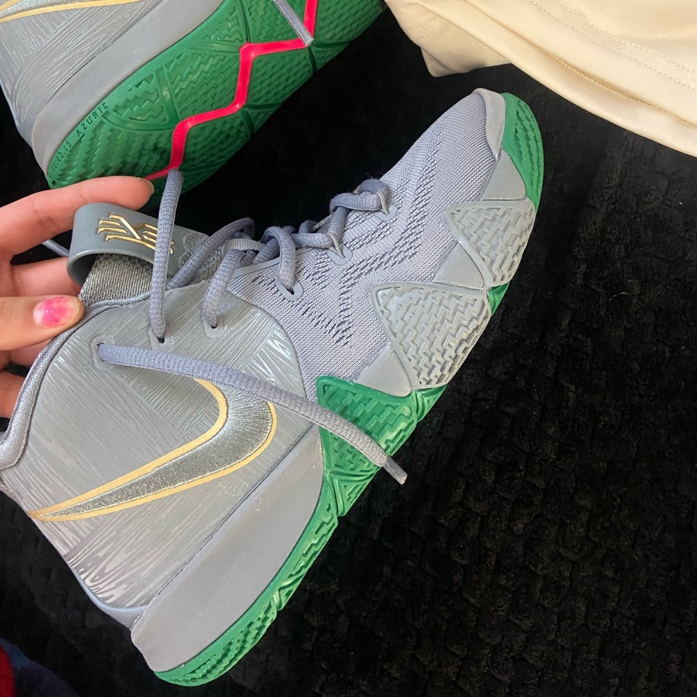 Kryie Irving shoes